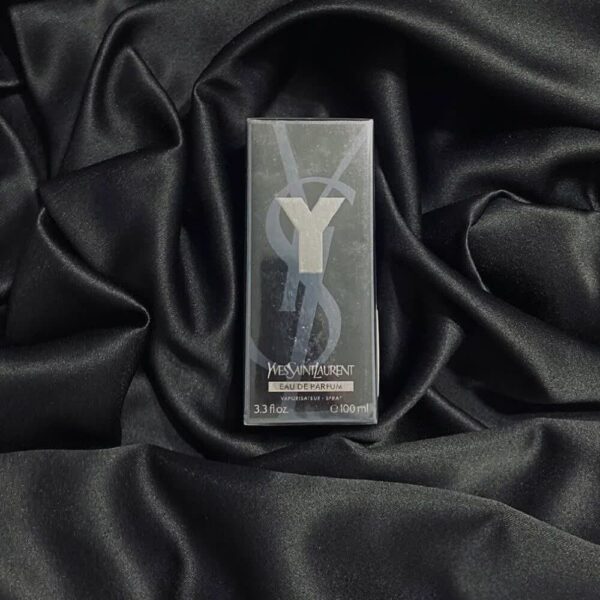 قیمت خرید عطر خنک ایوسن لورن وای